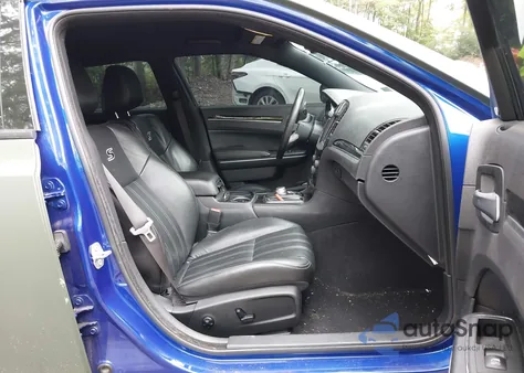 2020 Chrysler 300 300S Awd z USA, uszkodzony, nr VIN 2C3CCAGG1LH131620